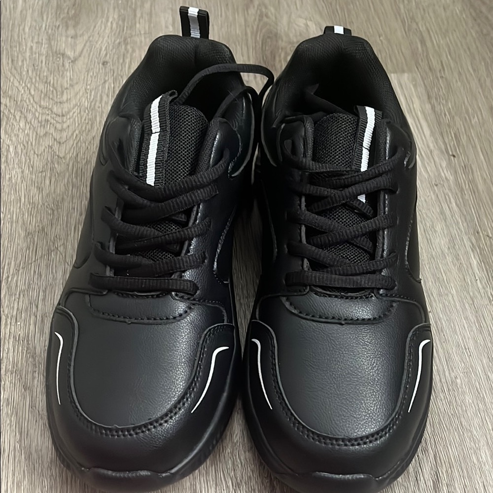 Black Athletic Men's Shoes